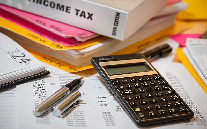 Smart Strategies for Small Business Tax Savings title background